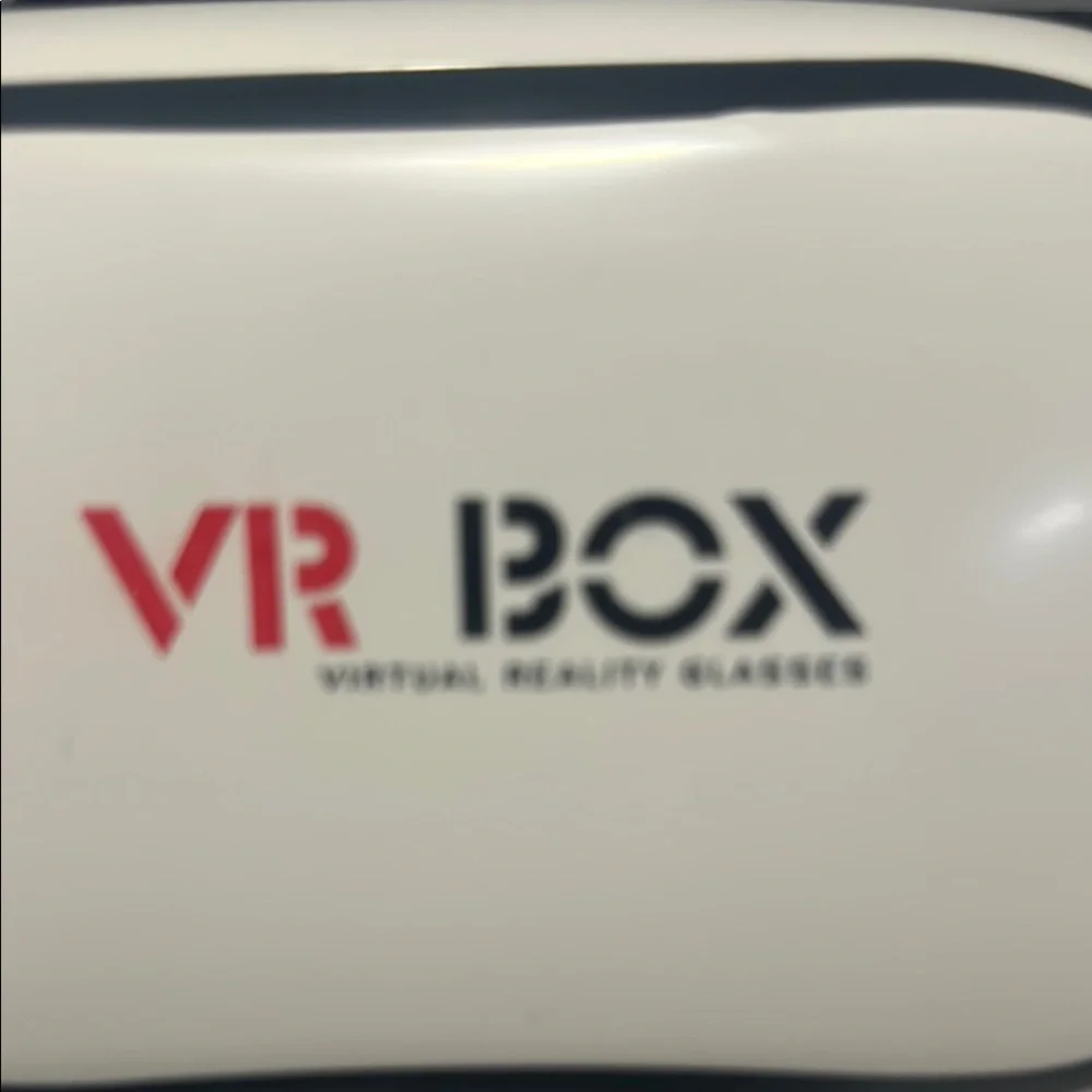 Virtual Reality Glasses - White